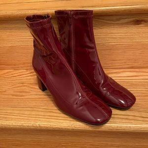 Zara ankle boots with 1.5” block heel. Size is listed as 39 (8)